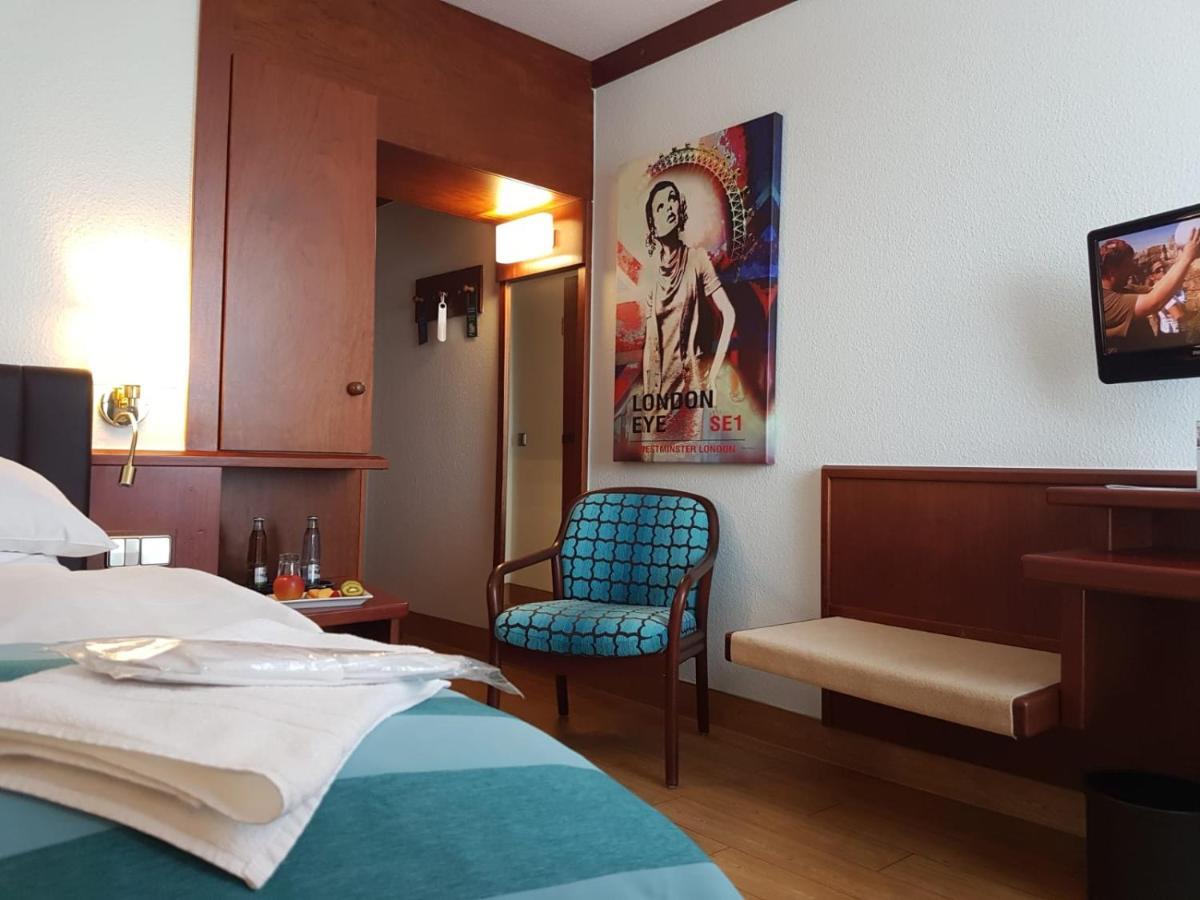Leine Hotel Pattensen Zewnętrze zdjęcie