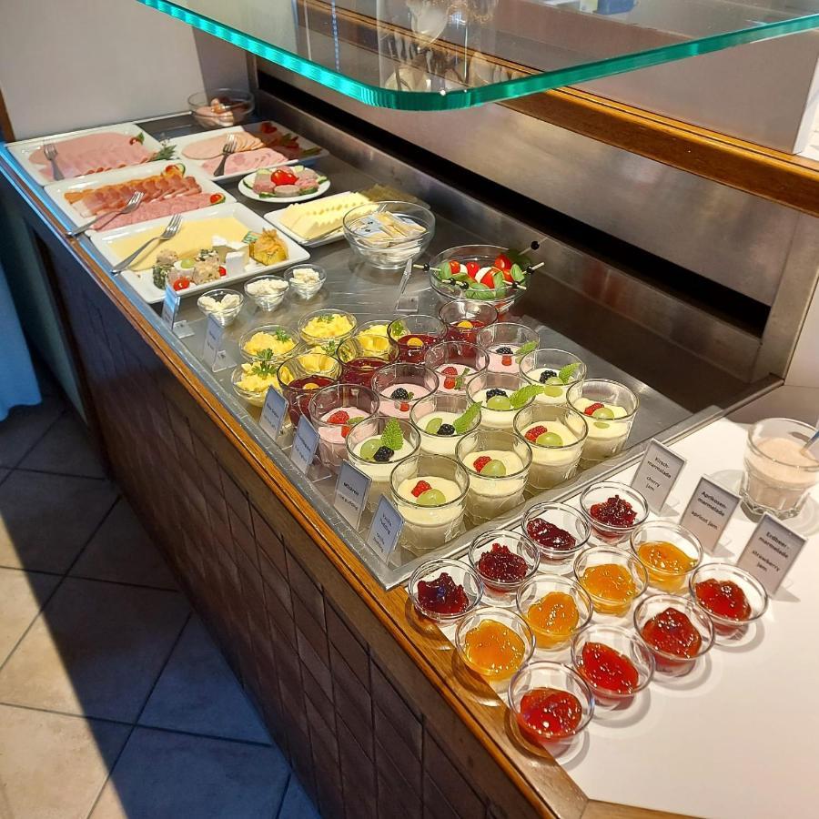 Leine Hotel Pattensen Zewnętrze zdjęcie