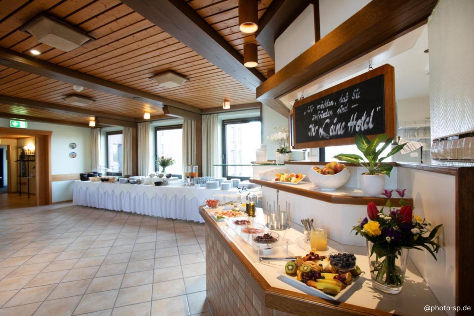 Leine Hotel Pattensen Zewnętrze zdjęcie